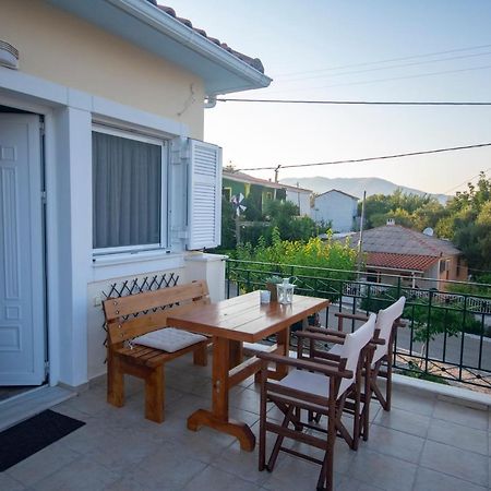 House Of Hats - Next To The Coast - Karavomylos Buitenkant foto
