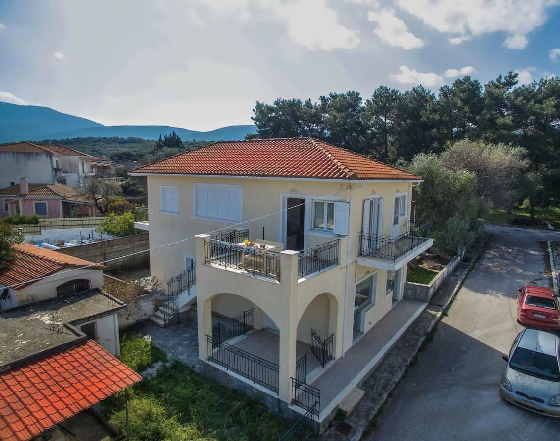 House Of Hats - Next To The Coast - Karavomylos Buitenkant foto