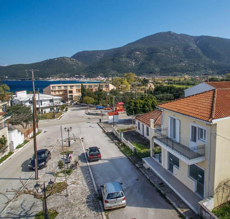 House Of Hats - Next To The Coast - Karavomylos Buitenkant foto